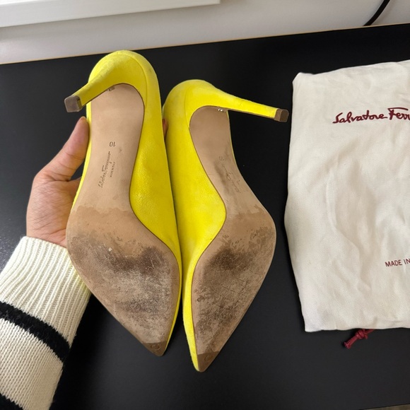 Ferragamo suede pumps - Picture 4 of 4